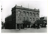 The Melbourne Dental Hospital and the Australian College of Dentistry, Spring Street, Melbourne, c.1910 - courtesy H.F. Atkinson Dental Museum.